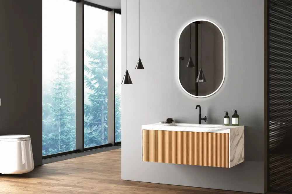 So-installieren-Sie-einen-LED-Spiegel-an-der-Wand-in-Ihrem-Badezimmer - HOKO-Style