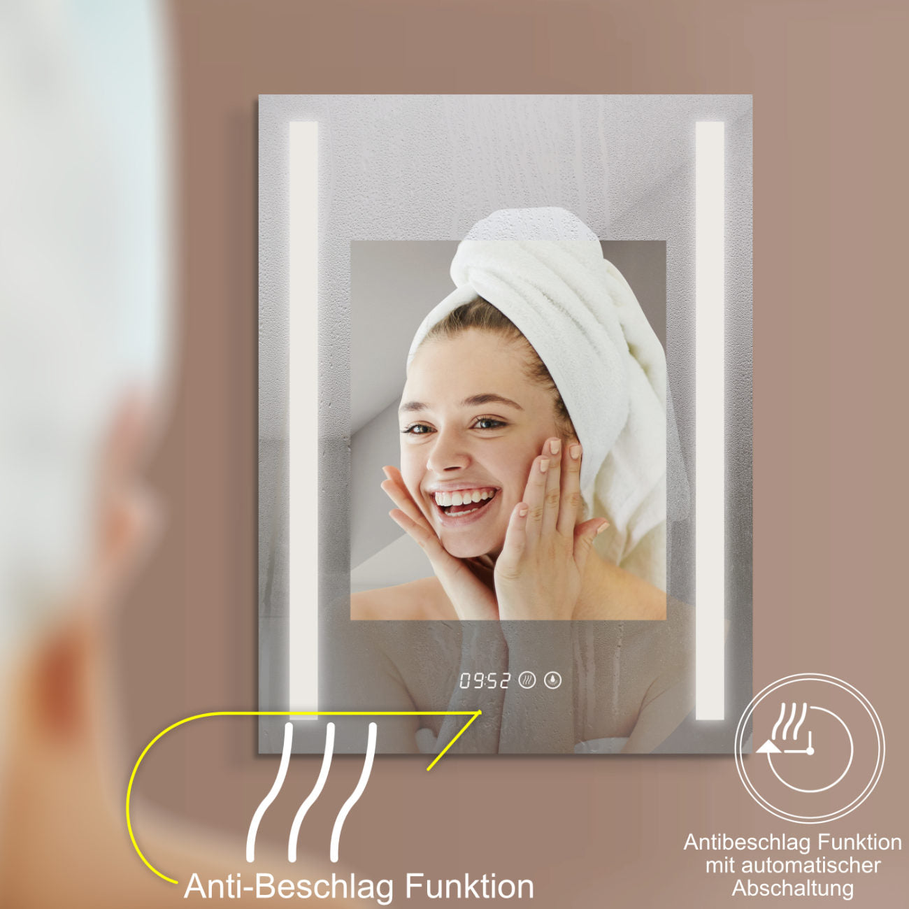 Design-Badspiegel mit Beleuchtung, Antibeschlag-Funktion und Digital Uhr