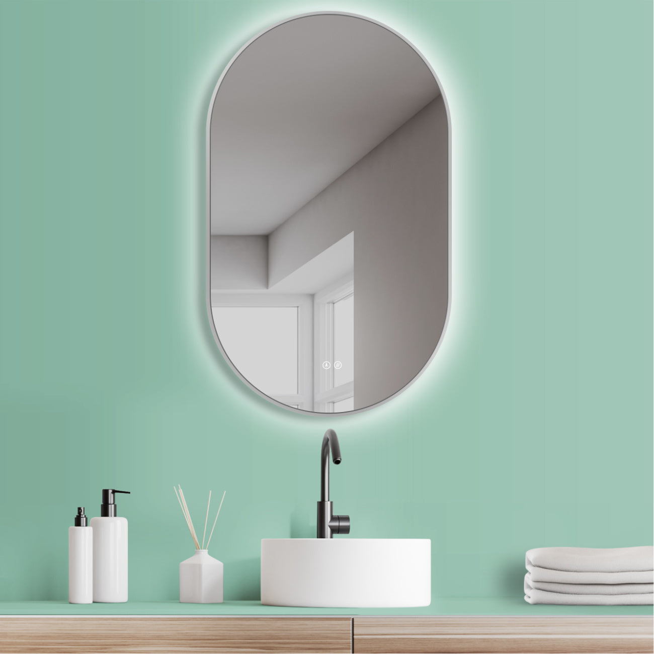 ANTIBESCHLAG LED Badspiegel oval mit Weiß Rahmen, Lichtwechsel