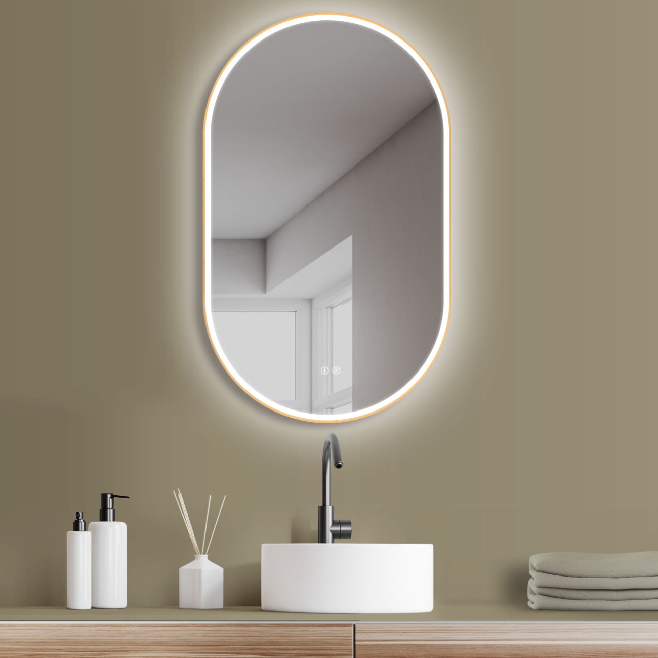 ANTI-FOG oval bath mirror with LED lighting with gold frame + light change